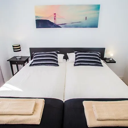 Apartamento Flower 6 *